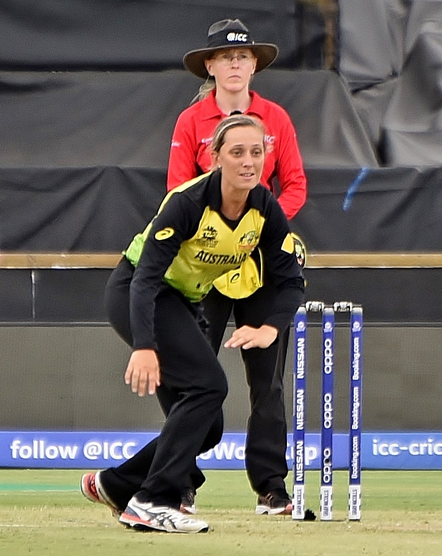 2020_ICC_W_T20_WC_A_v_SL_02-24_Gardner_(01)