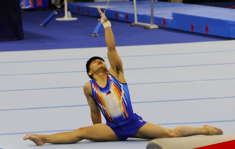 Carlos_Yulo_at_the_2019_SEA_Games