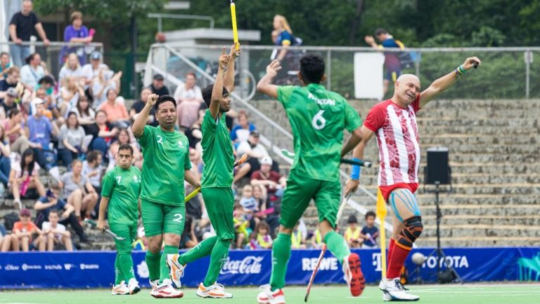 Para hockey
