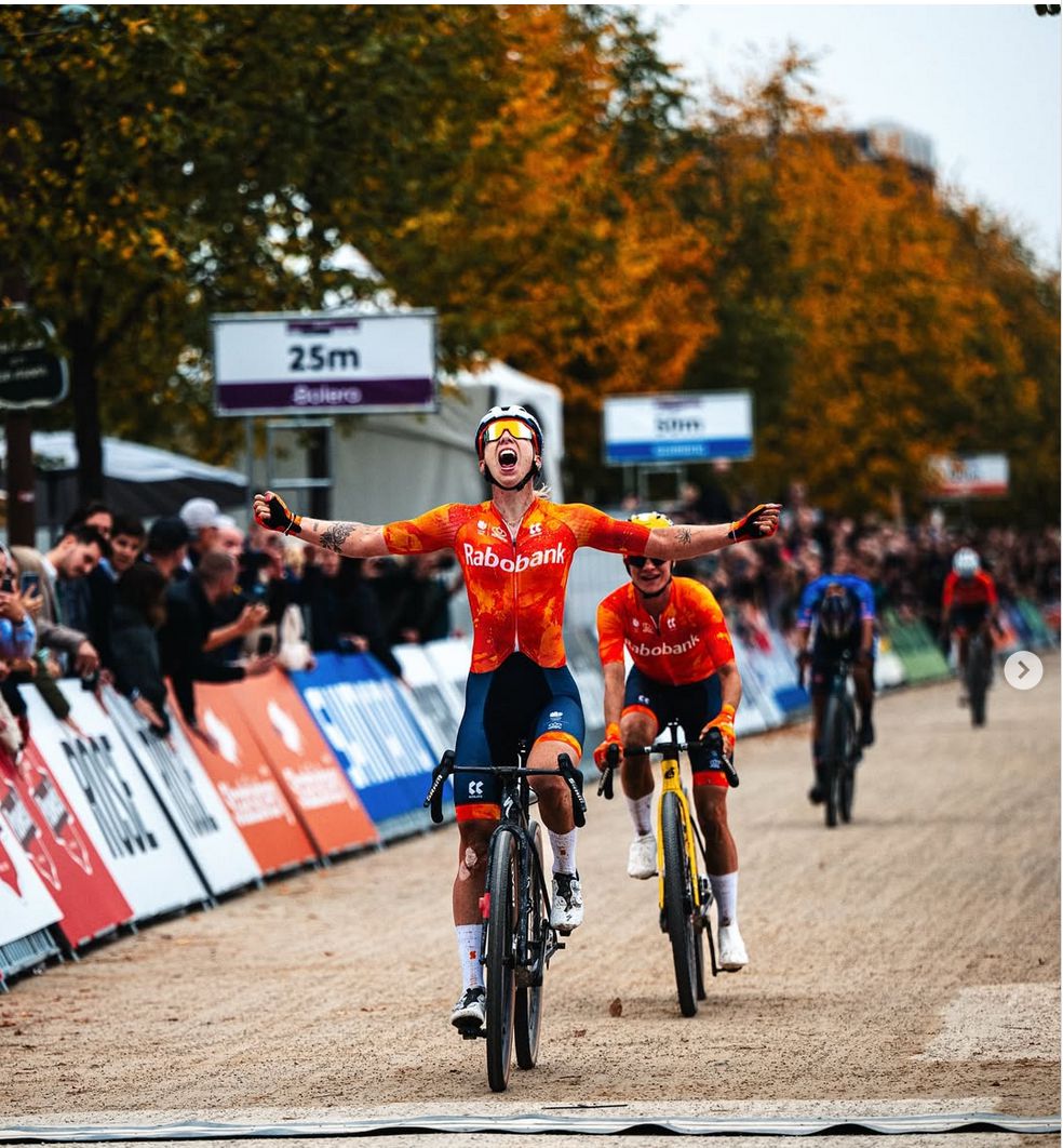 Screenshot 2025-10-12 at 09-33-33 2025 Bolero UCI Gravel World Championships Wiebes leads a Dutch triumph UCI_compressed