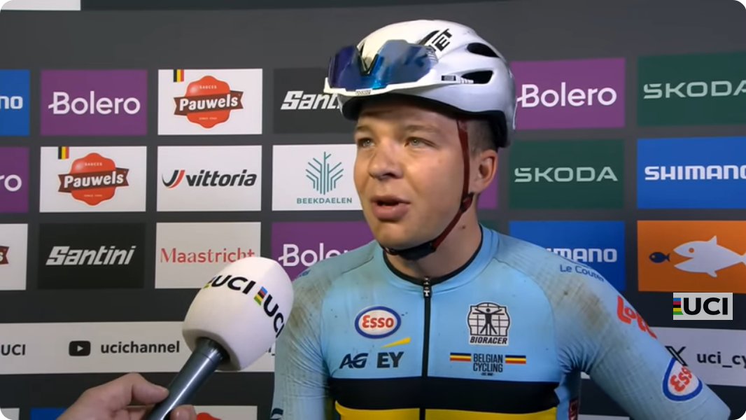 Screenshot 2025-10-13 at 08-12-59 LIVE - Men Elite Race 2025 UCI Gravel World Championships - YouTube