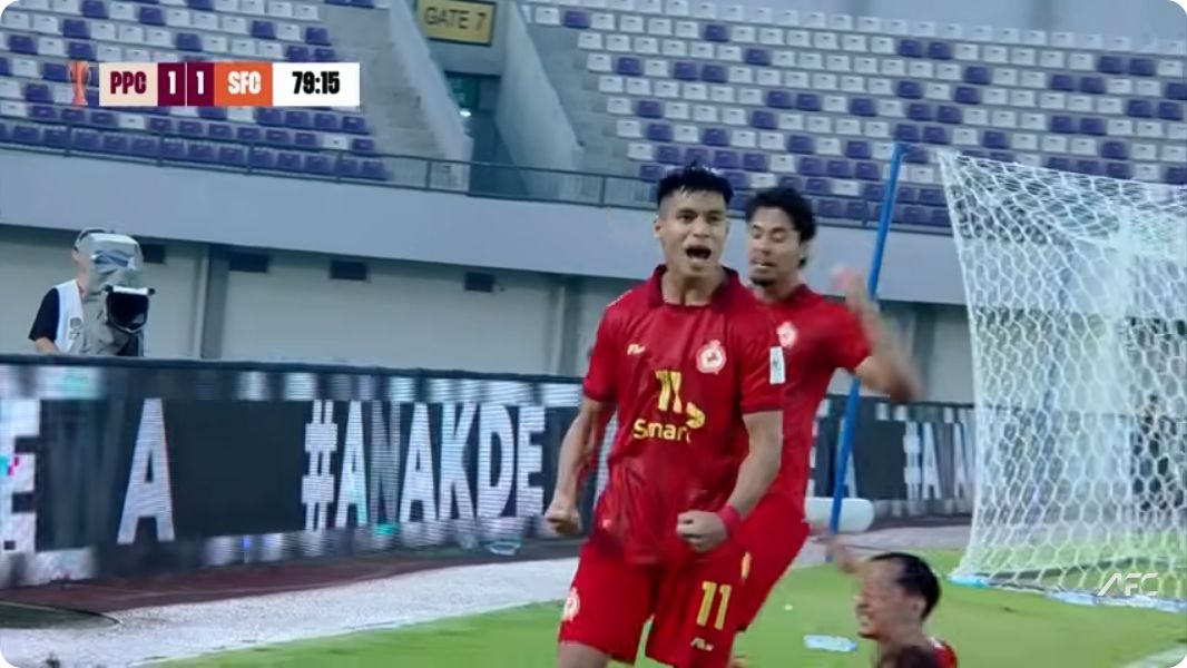 Screenshot 2025-10-29 at 19-14-29 Phnom Penh Crown FC 🇰🇭 vs Shan United FC 🇲🇲 Highlights AFC Challenge League™ - YouTube_compressed