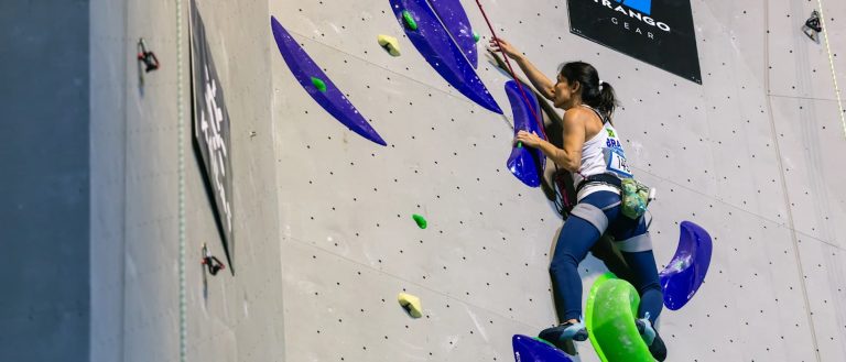 Top contenders take control in Para Climbing