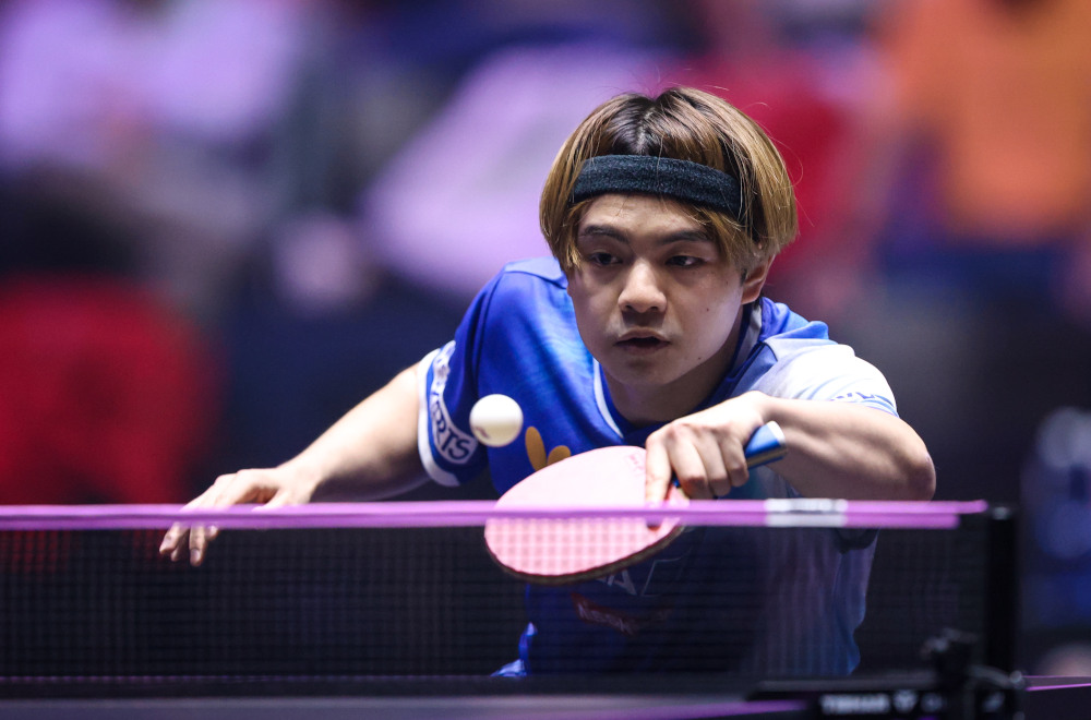 Harimoto survives as defending champion Lebrun falls