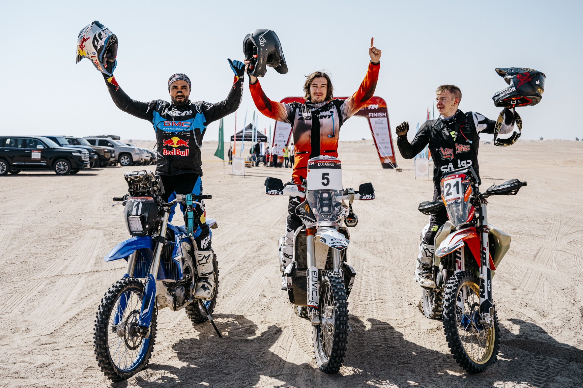 Mohammed Al-Balooshi (left), Konrad Dabrowski (centre), Alex McInnes (right) at 2025 FIM Baja World Cup, Dubai ©_edophoto