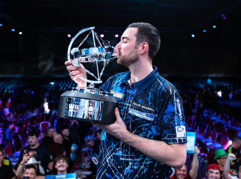 2025WorldMastersFINAL_HumphriesTrophy12_compressed