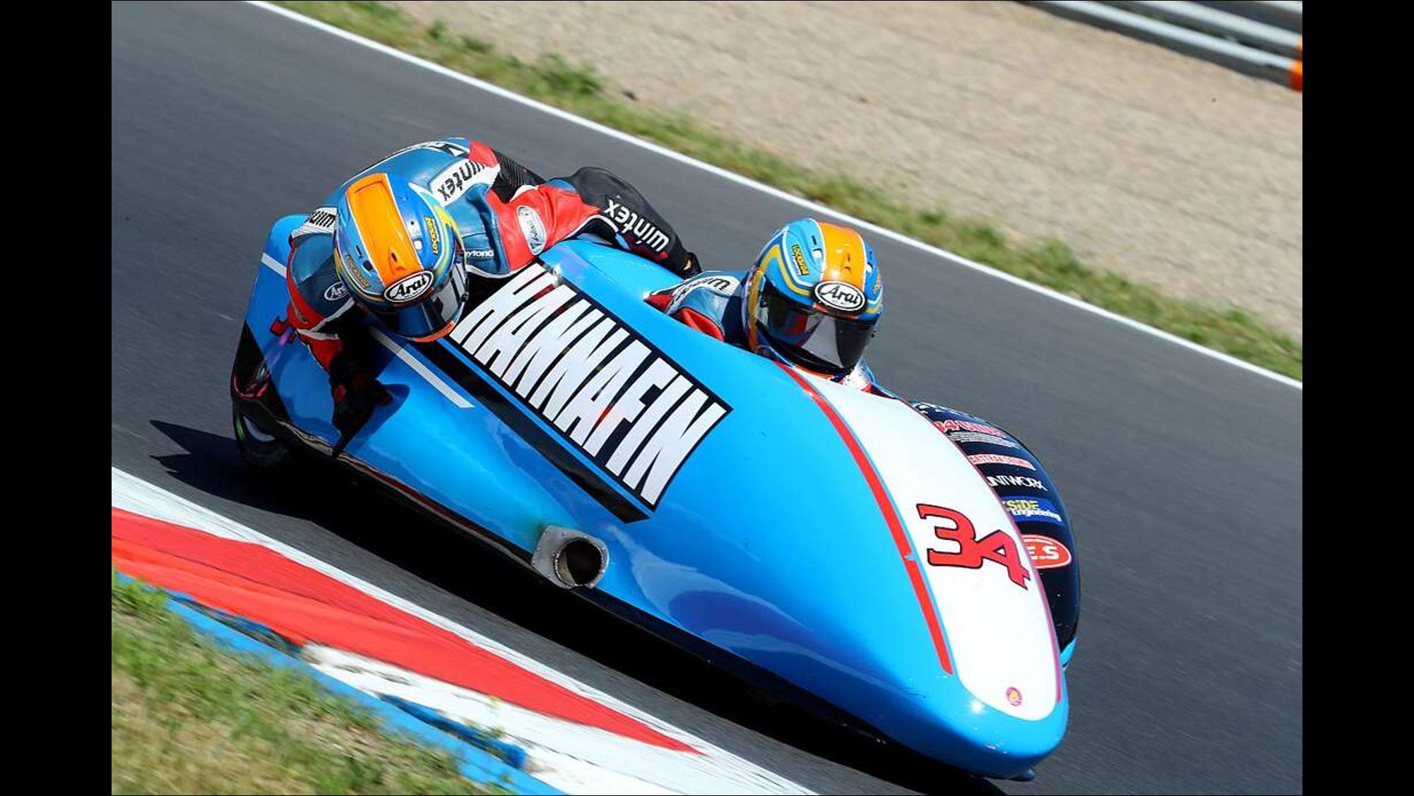 Sam and Tom Christie – Most (Cze) Photo by Mark Walters1