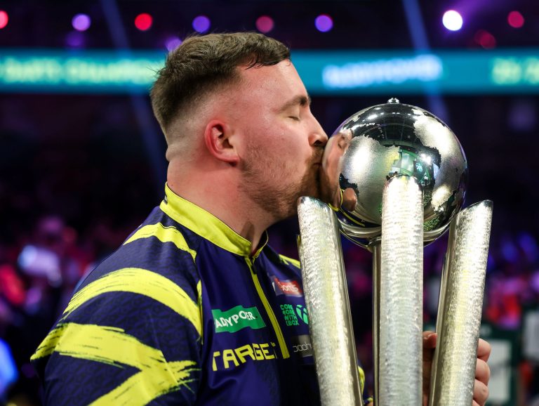 TL_2026WCFINAL_LittlerTrophy7_compressed