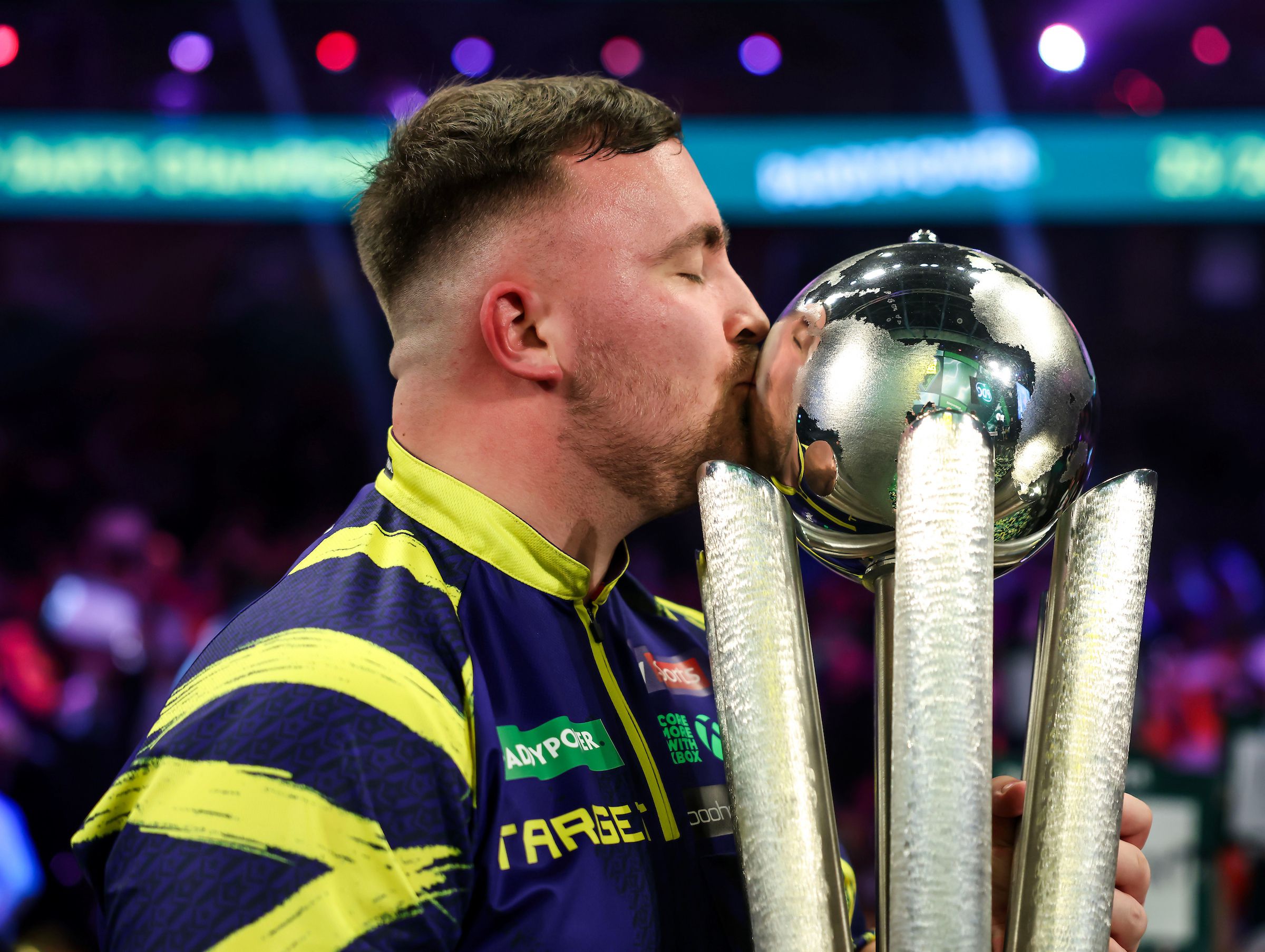 TL_2026WCFINAL_LittlerTrophy7_compressed