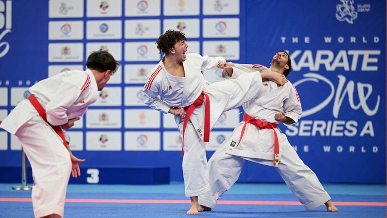 Team karate_compressed