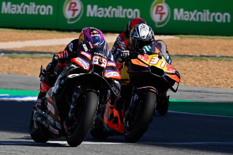 Bezzechi finishes ahead of Acosta