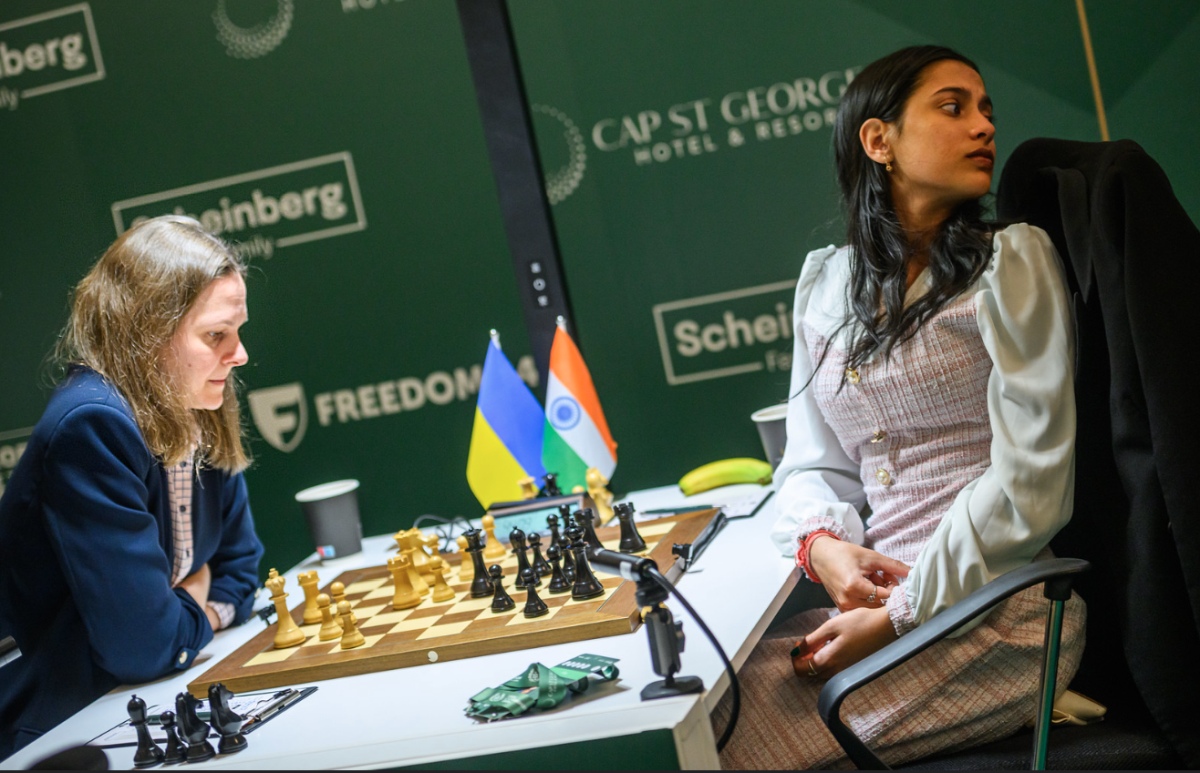 Anna Muzychuk against Divya Deshmukh