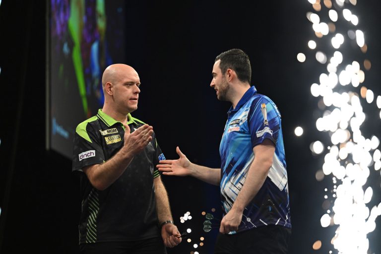 Luke Humphries v Michael van Gerwen