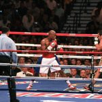 1280px-Floyd_Mayweather,_Jr._vs._Juan_Manuel_Márquez