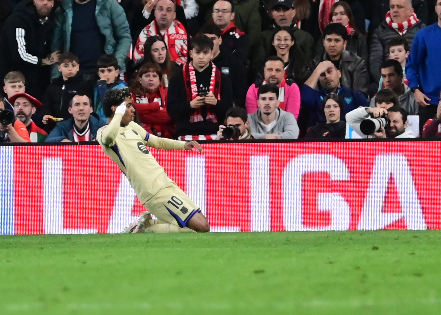 LamineYamal_-_FCB_-_Partido_Athletic_Club_vs_FC_Barcelona