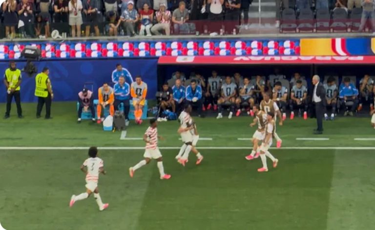 USA Paraguay football #