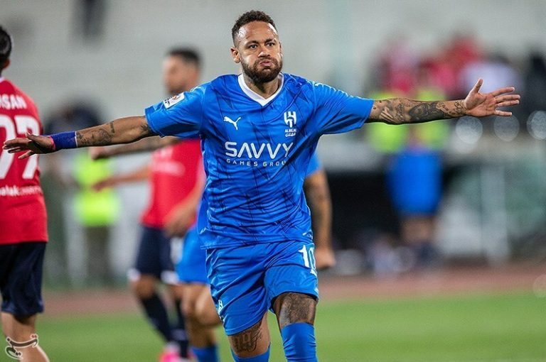 Neymar_Jr._with_Al_Hilal,_3_October_2023_-_08