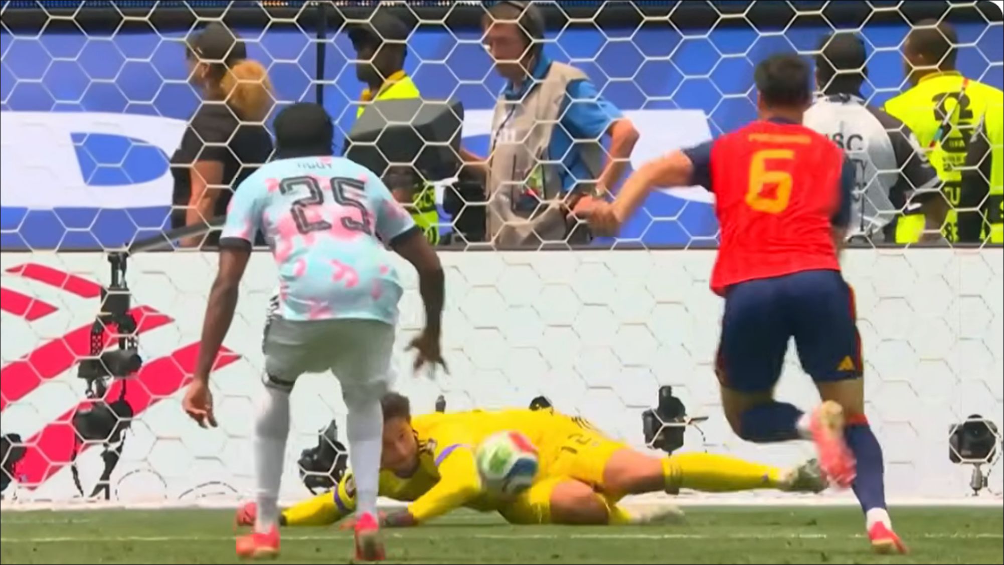 Spain beat Belgium #
