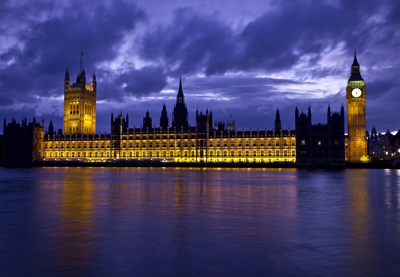 mark_taylor66-sky-5236319_1280