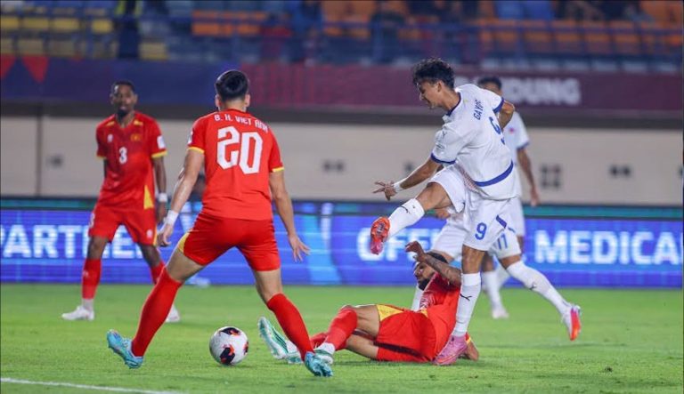 Vietnam edge the Philippines (Photo AFF) @