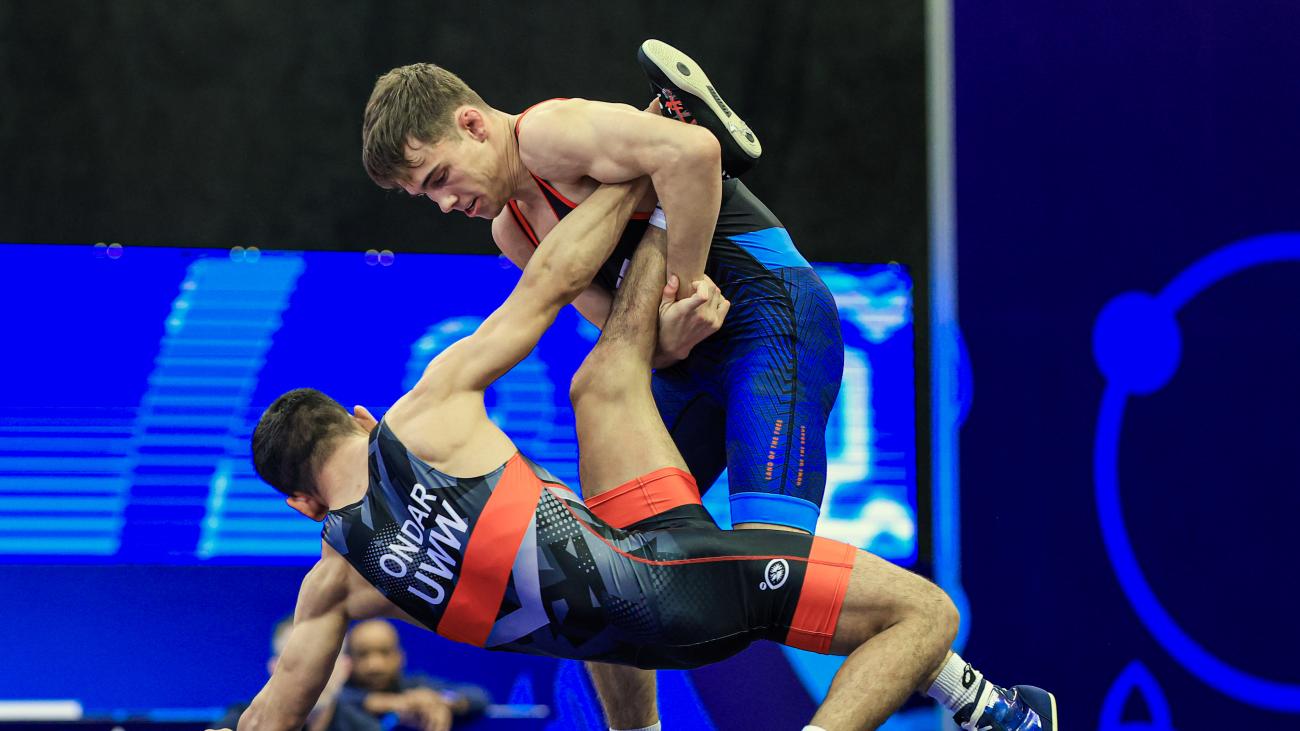 57kg_fs_-_luke_joseph_lilledahl_usa_df._aiandai_ondar_uww_4907
