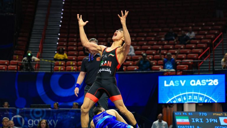 65kg_fs_-_ahora_farhad_khateri_iri_df._kaiji_ogino_jpn_1679