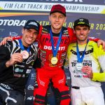 Gerard Bailo (left), Tim Neave (centre) and Jack Bell (right) at 2026 FIM Flat Track World Championship of Argentina, Totoras © Jesper Veldhuizen