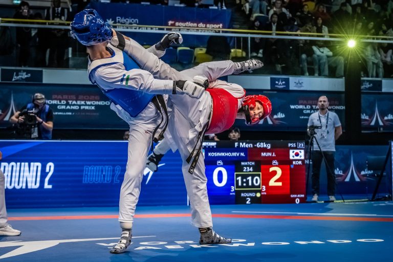 Mun Jinho beats Najmiddin Kosimkhojiev