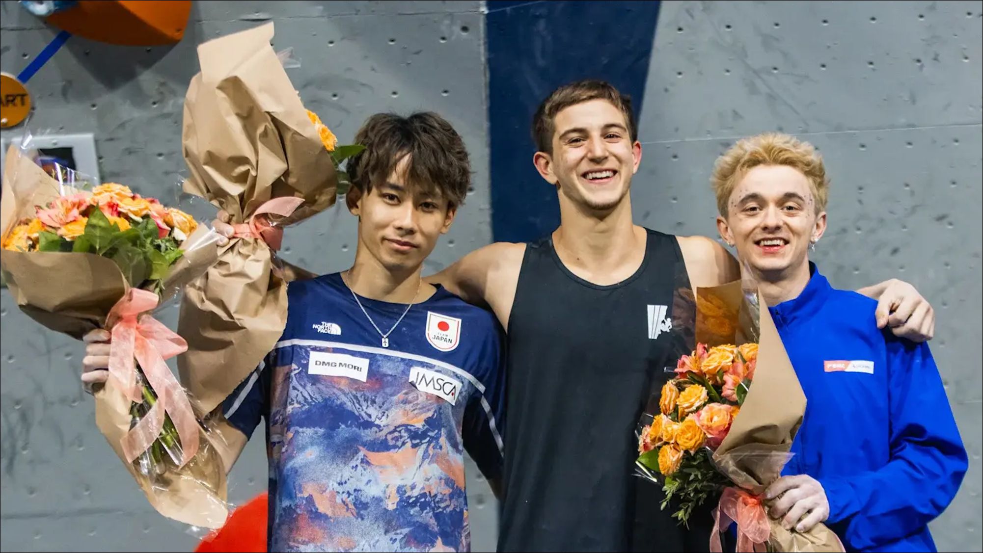 Yonatan Katz (centre) climbs to the gold (Photo World Climbing) @
